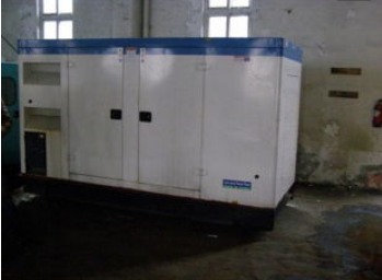 屯昌康明斯150kw大型柴油二手发电机组